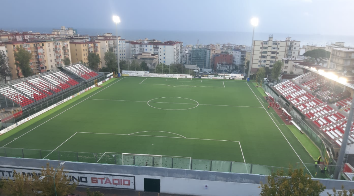 Scontri tifosi-forze dell'ordine dopo Turris-Messina