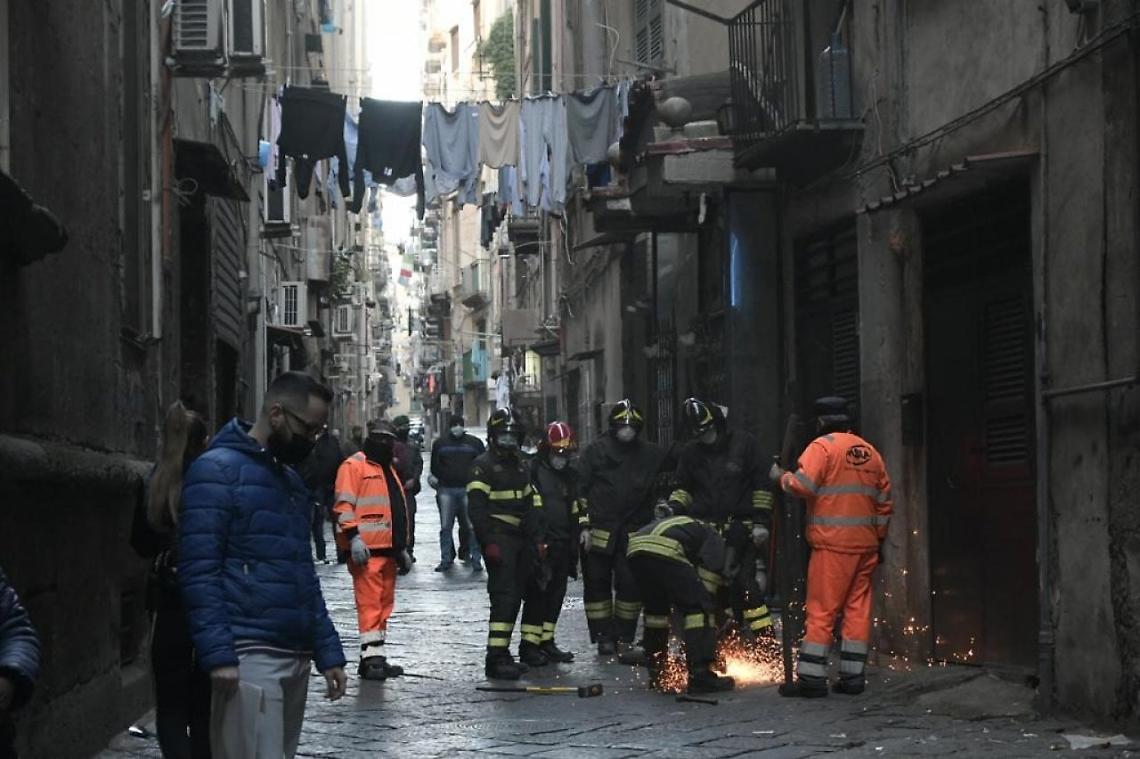 Camorra, rimosso l'altarino per il boss Sibillo