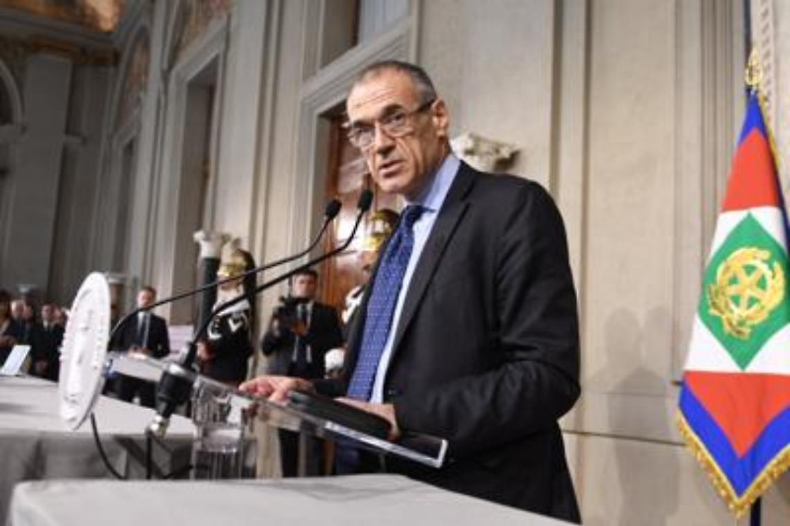 Cottarelli: «Senza fiducia voto dopo agosto»