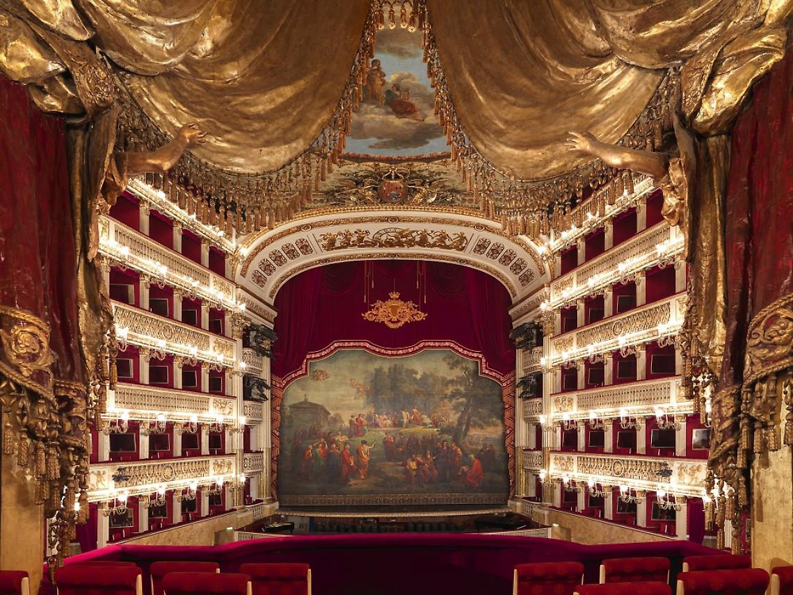 La scuola S.Giacomo-3° S.Chiara in scena al San Carlo con Turandot