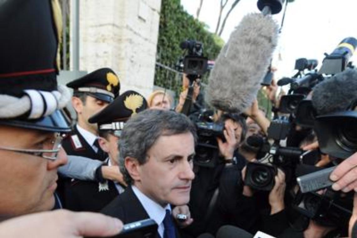 Mafia capitale, Alemanno in aula non risponde