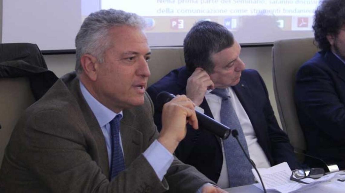 De Giovanni: «Piano traffico ha messo in ginocchio la città»