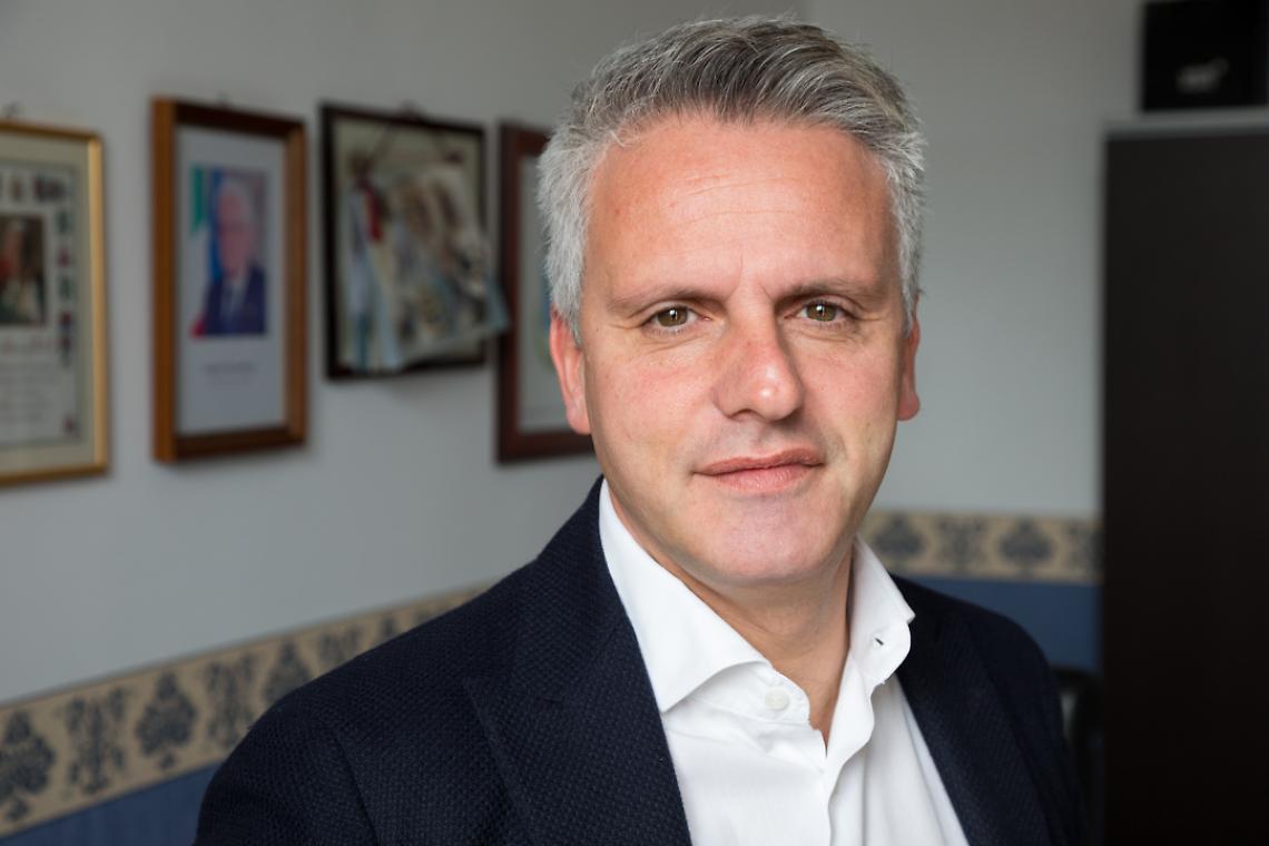 Elezioni, si dimette il sindaco di Ottaviano: sarà candidato