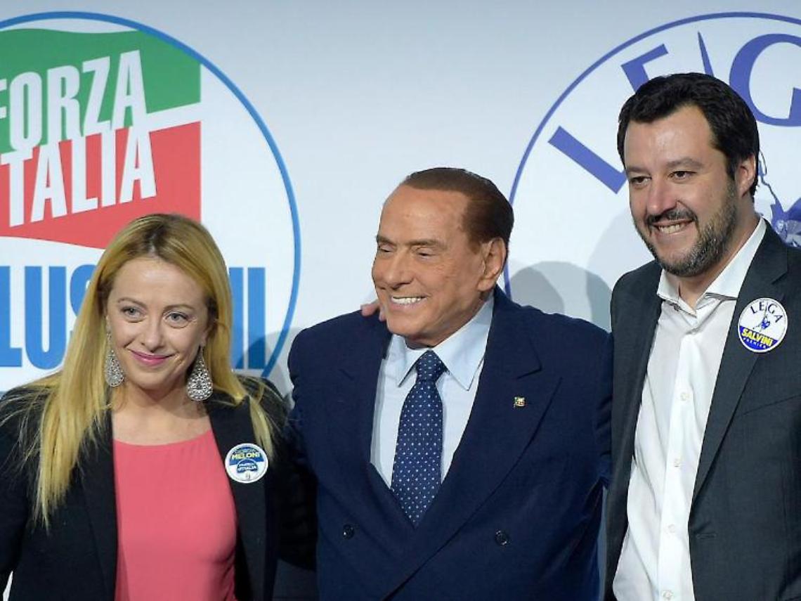 Elezioni 2022, centrodestra “blinda" l'intesa: spuntano due paginette scritte a mano
