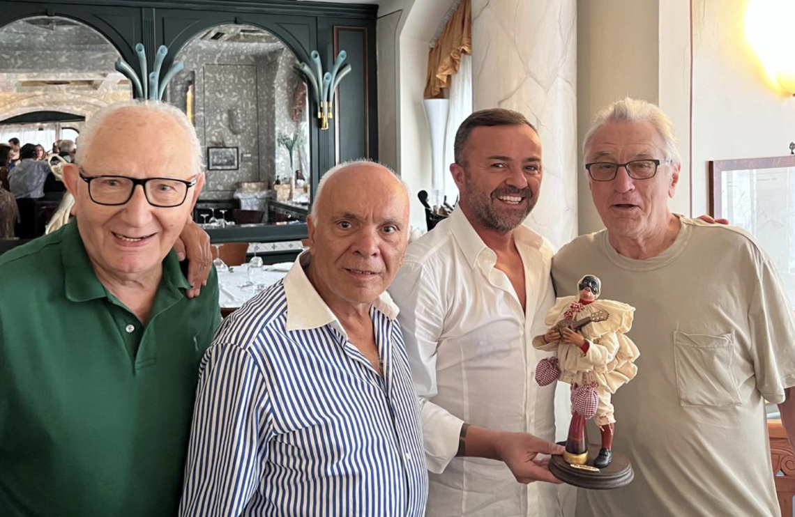 Robert De Niro a Napoli tra cibo e arte