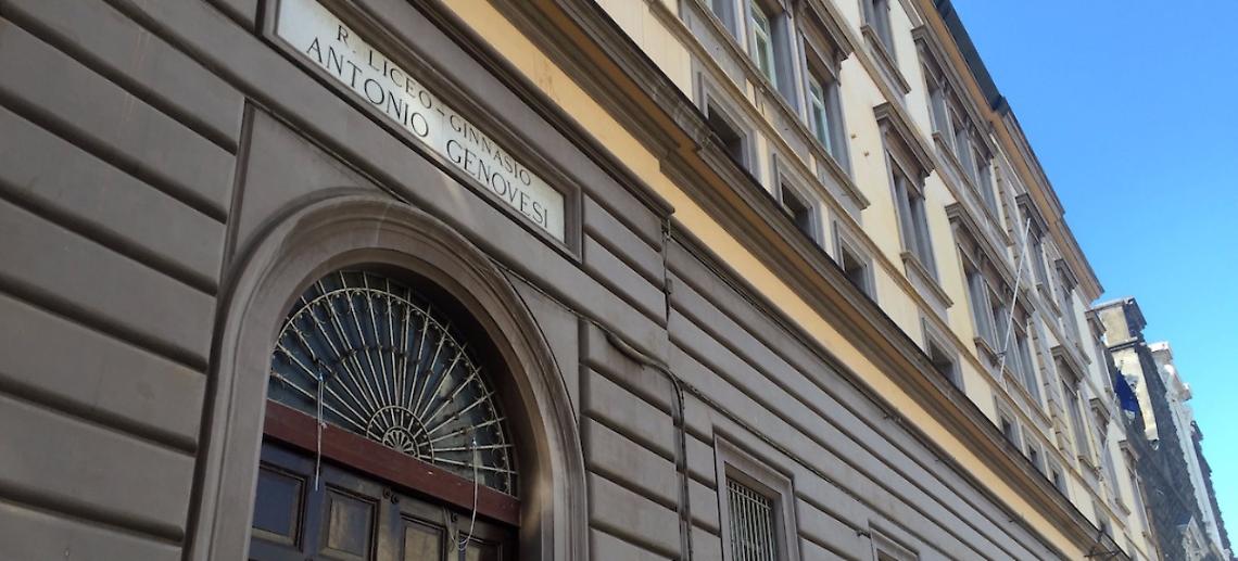 Preside del liceo “Genovesi": pronti, ma decisioni andavano prese prima