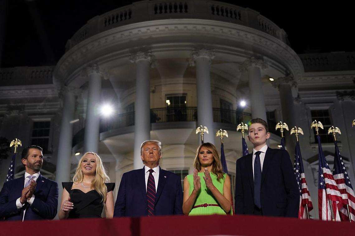 Trump accetta la nomination: «Scelta tra sogno americano e socialismo»