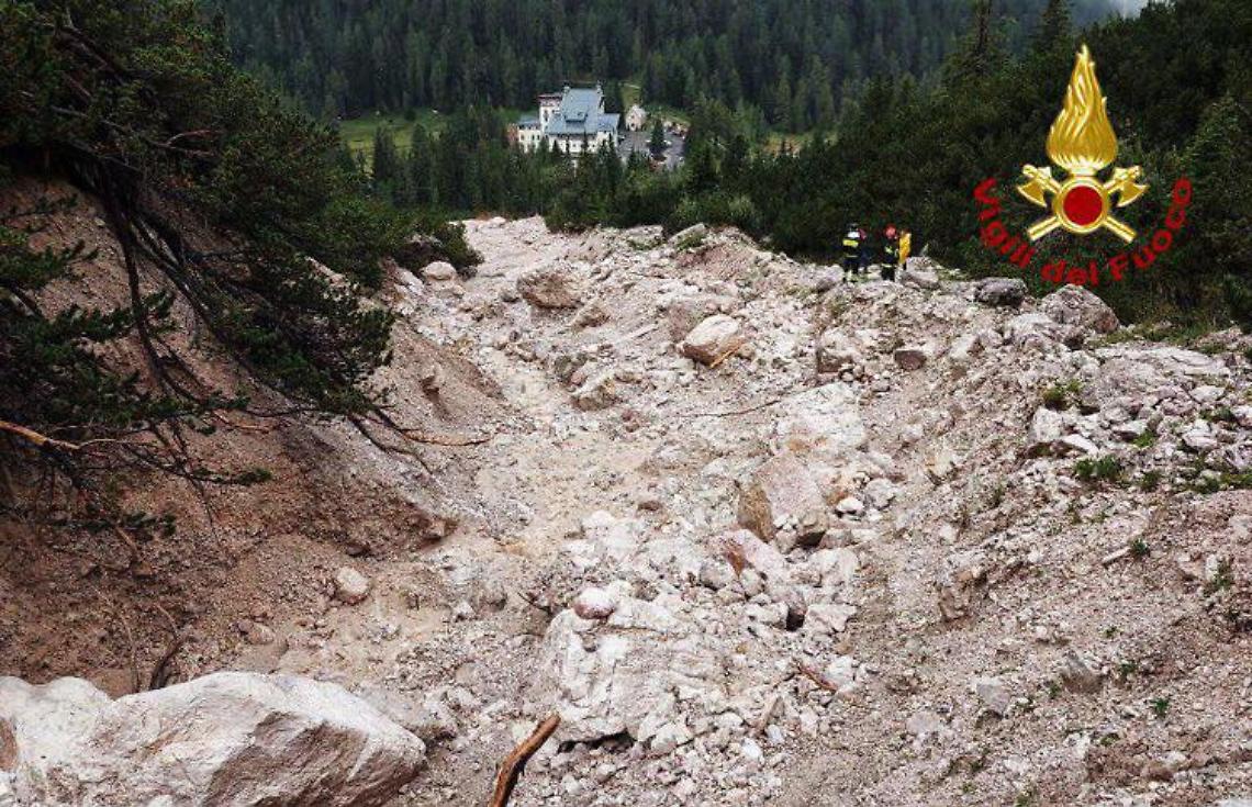 Maltempo, rischio frana a Cortina: 70 persone evacuate