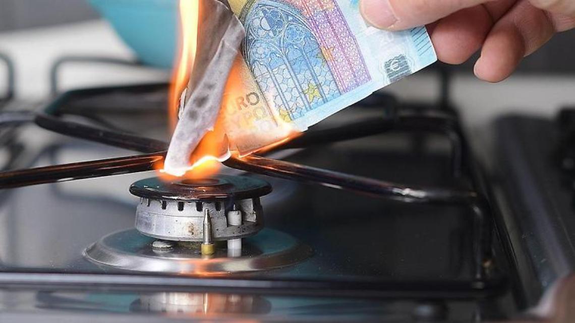 Bollette del gas, aumenti fino al 120%