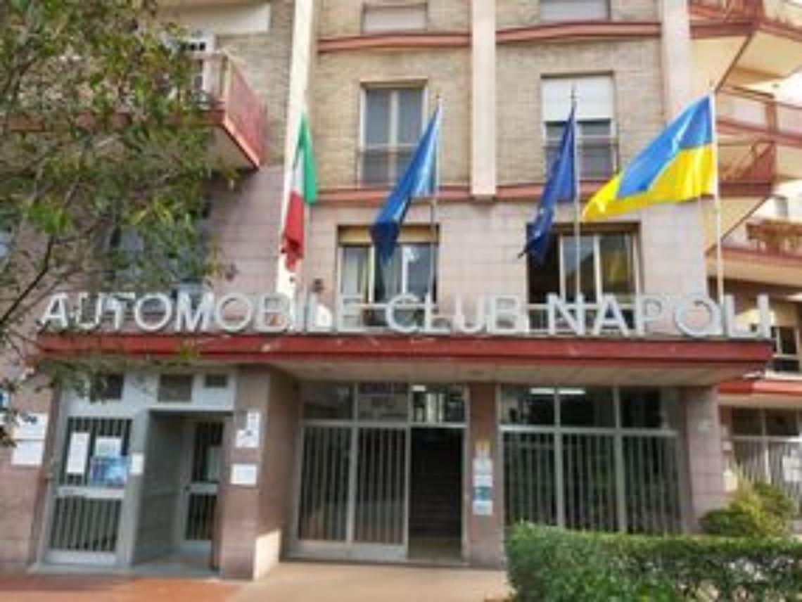 Mercato auto, segnali positivi a Napoli e Campania