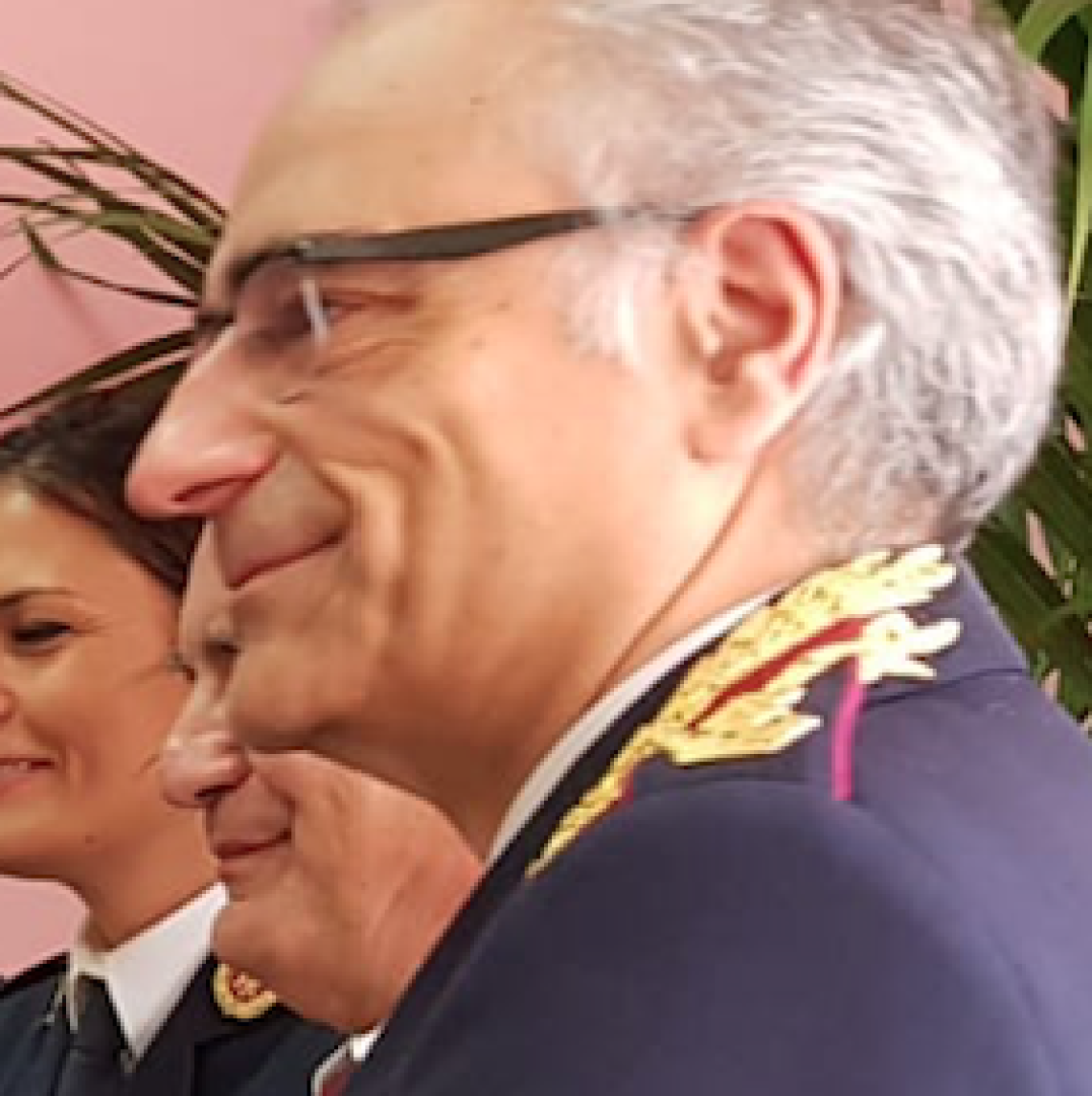 Castellammare di Stabia. Pizzo di Natale, il Commissariato Ps a commercianti e imprenditori: attivate l'app YouPol