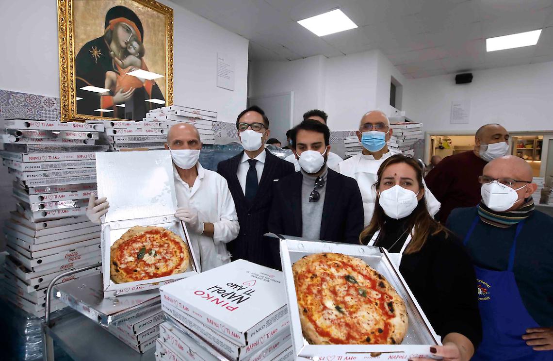 Chiesa del Carmine, distribuite 500 “pizze solidali" 