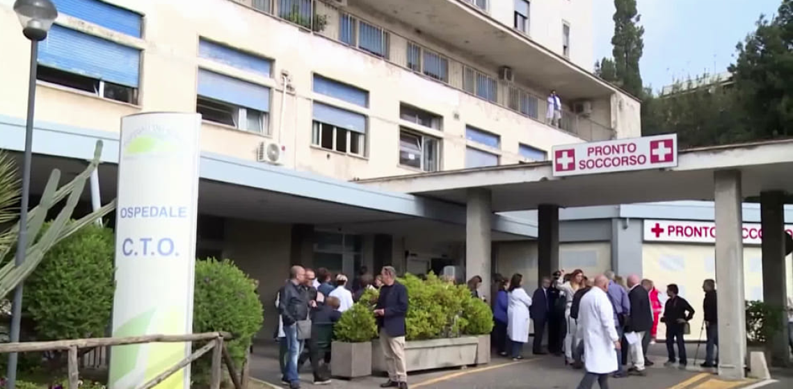 Dottoressa aggredita al Cto dal figlio di un paziente deceduto