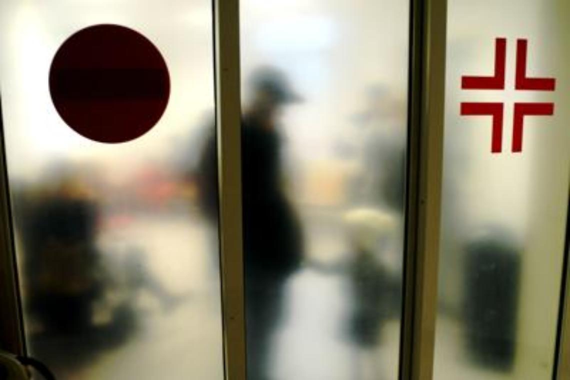 «Io insultato da infermiera: torna in Africa»