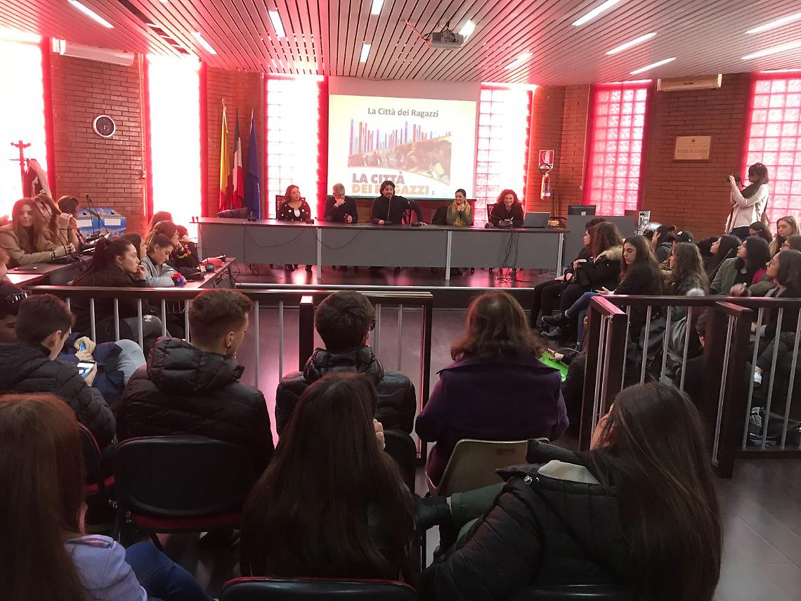 «Babygang, il riscatto culturale degli adolescenti parte dai laboratori di cittadinanza attiva»
