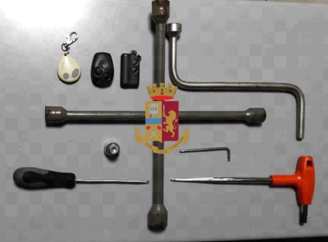Arrestato ladro “seriale” di pneumatici al Vomero