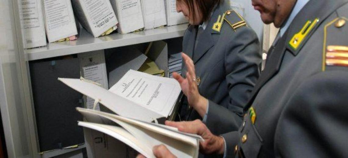 Evasione fiscale, sequestro beni per revisore contabile