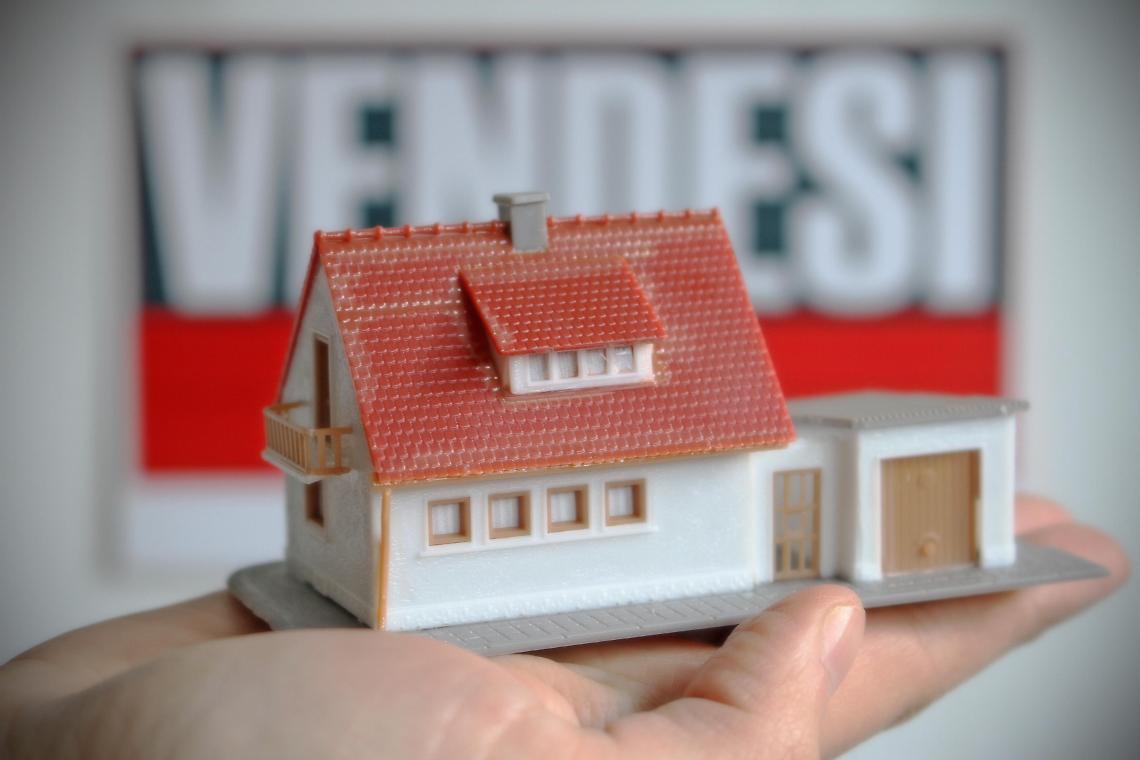 Case in vendita a 10.000 euro, boom di richieste: la speciale iniziativa