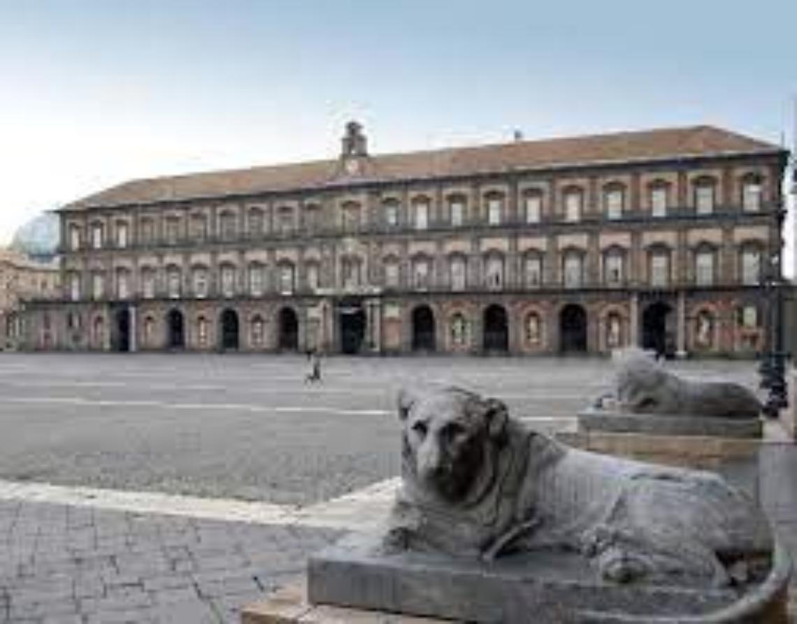 Museo archeologico e Palazzo reale domani aperti fino alle 13