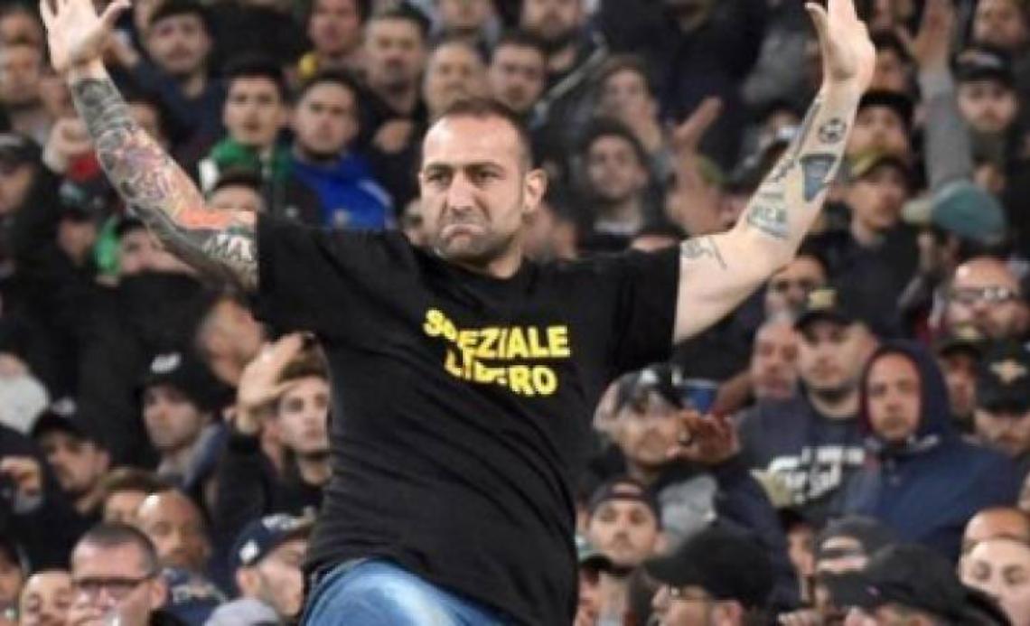 Deve scontare 18 anni, preso il padre di "Genny la Carogna"