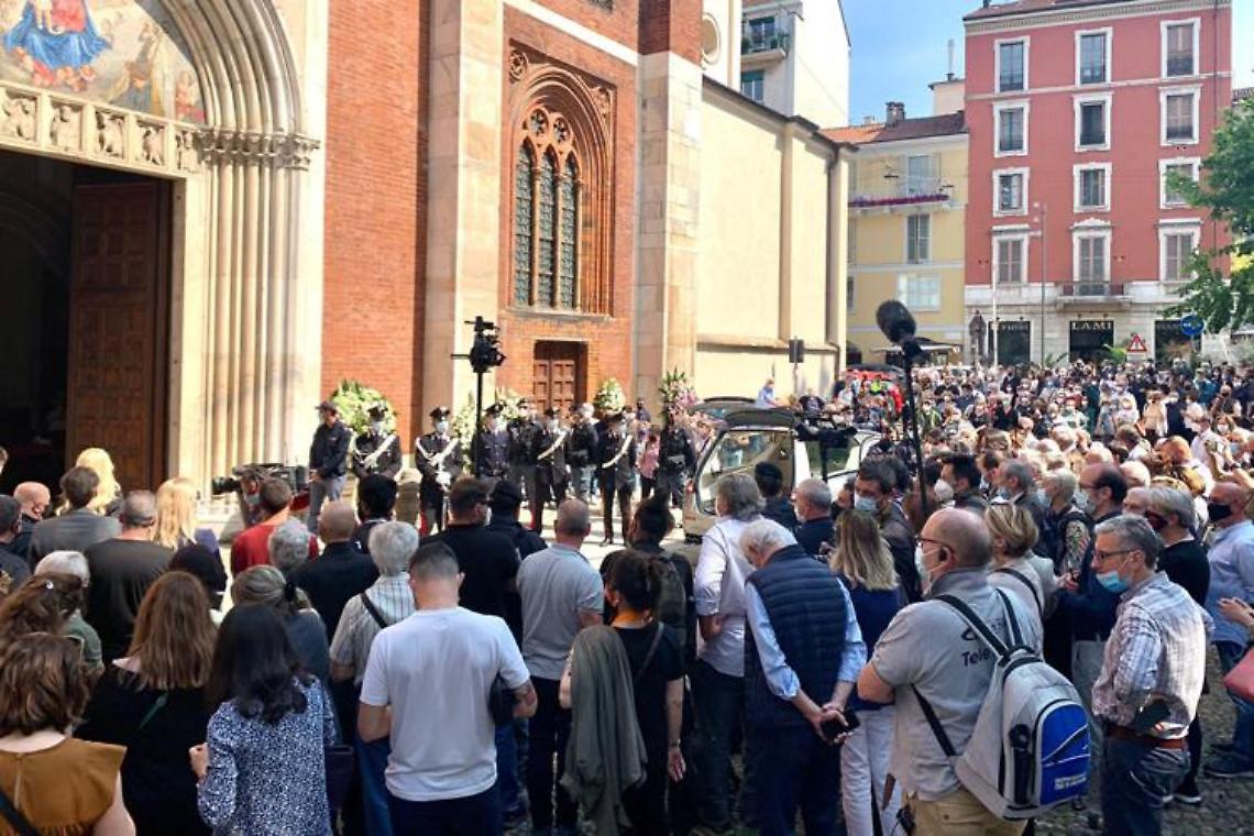 Carla Fracci, l'ultimo saluto nella chiesa di San Marco a Milano