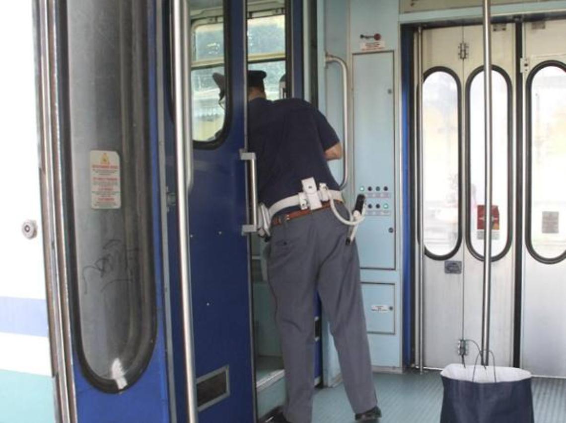 Capotreno aggredita a bordo del convoglio, denunciato 21enne