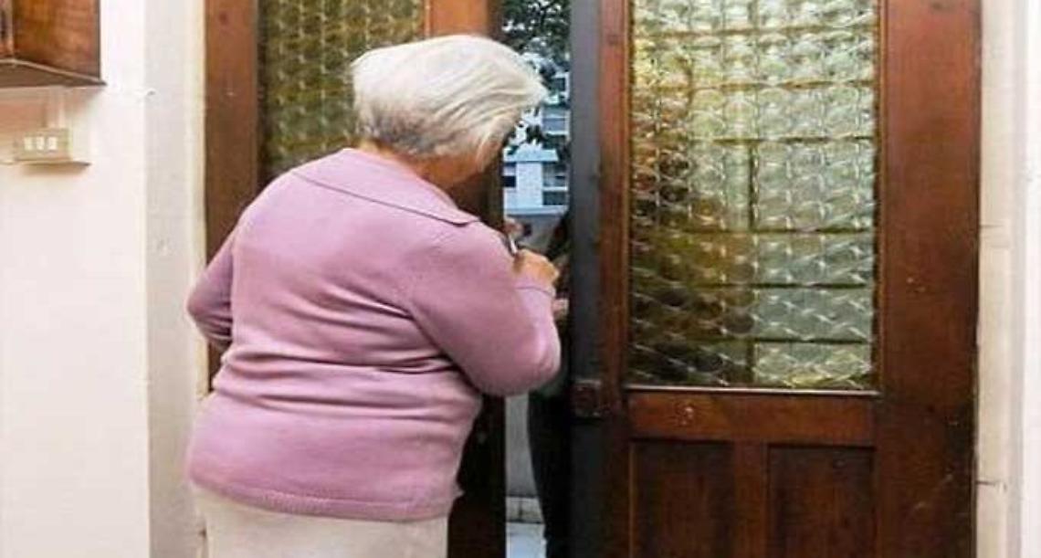 «Tuo nipote ha un debito con me» ma è una truffa, preso