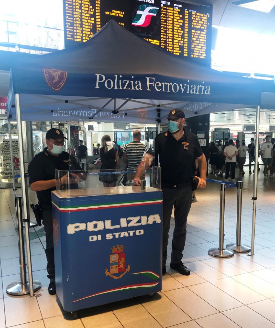 Controesodo, controlli a Napoli centrale: tre arresti