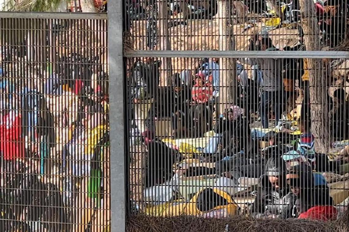 Migranti, 3.593 in hotspot Lampedusa: tregua negli sbarchi