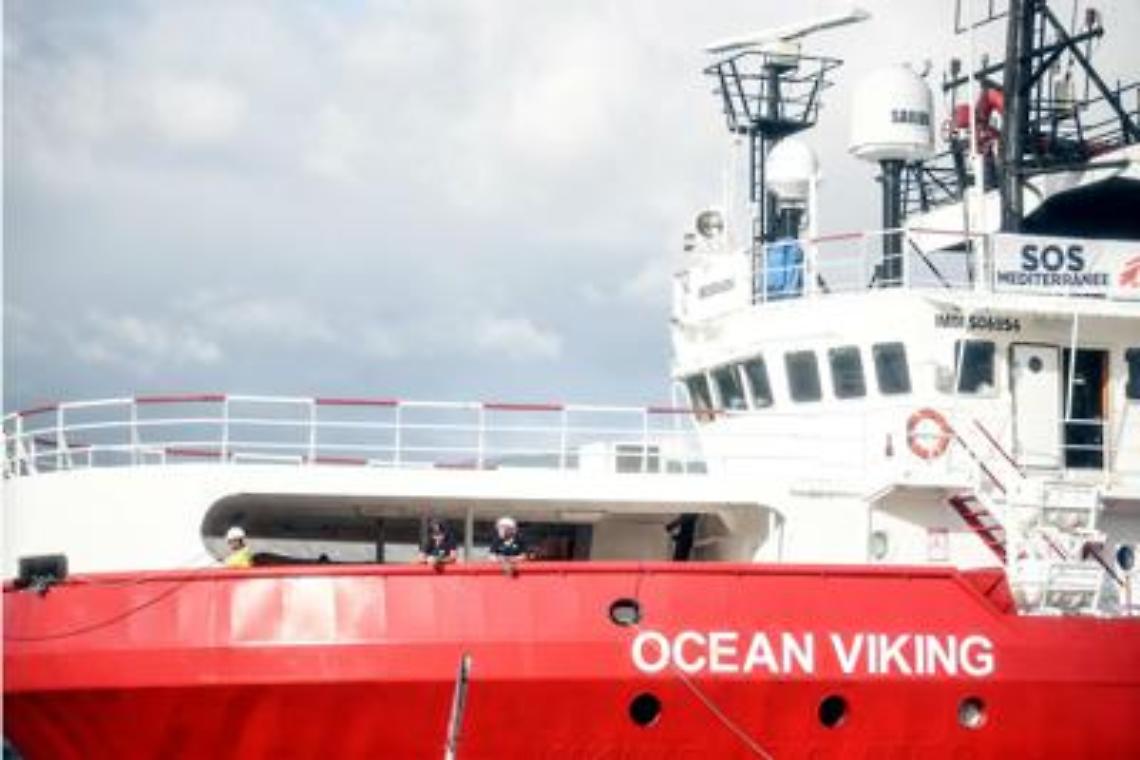 Ocean Viking sbarcherà a Pozzallo