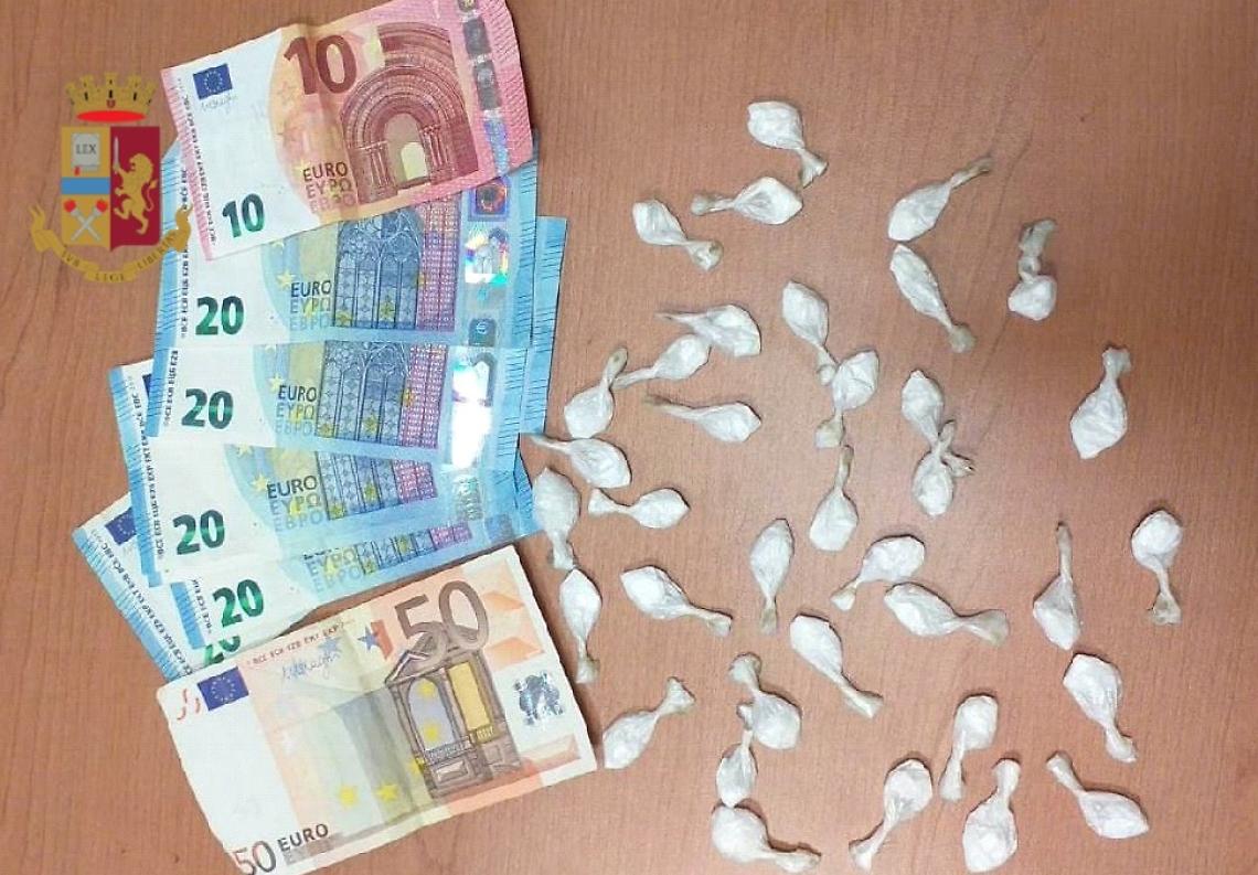 Caivano, spaccio in casa: arrestato dopo inseguimento sul tetto