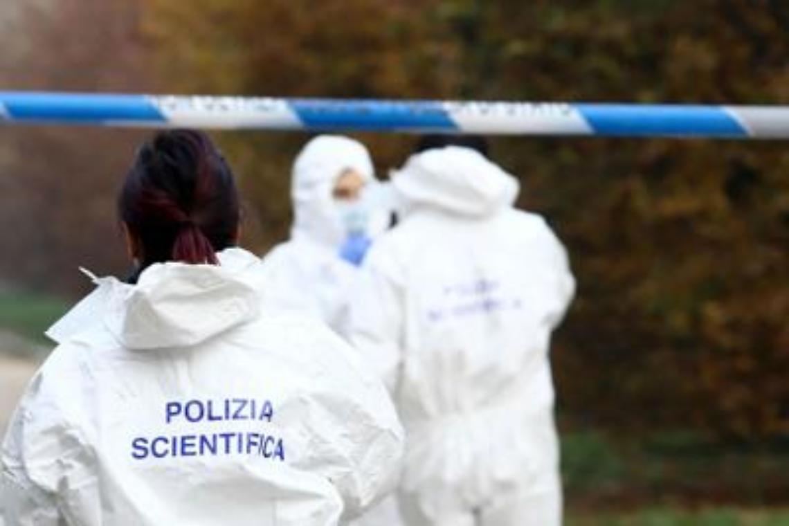 Ritrovamento choc, scheletro di donna in un parco