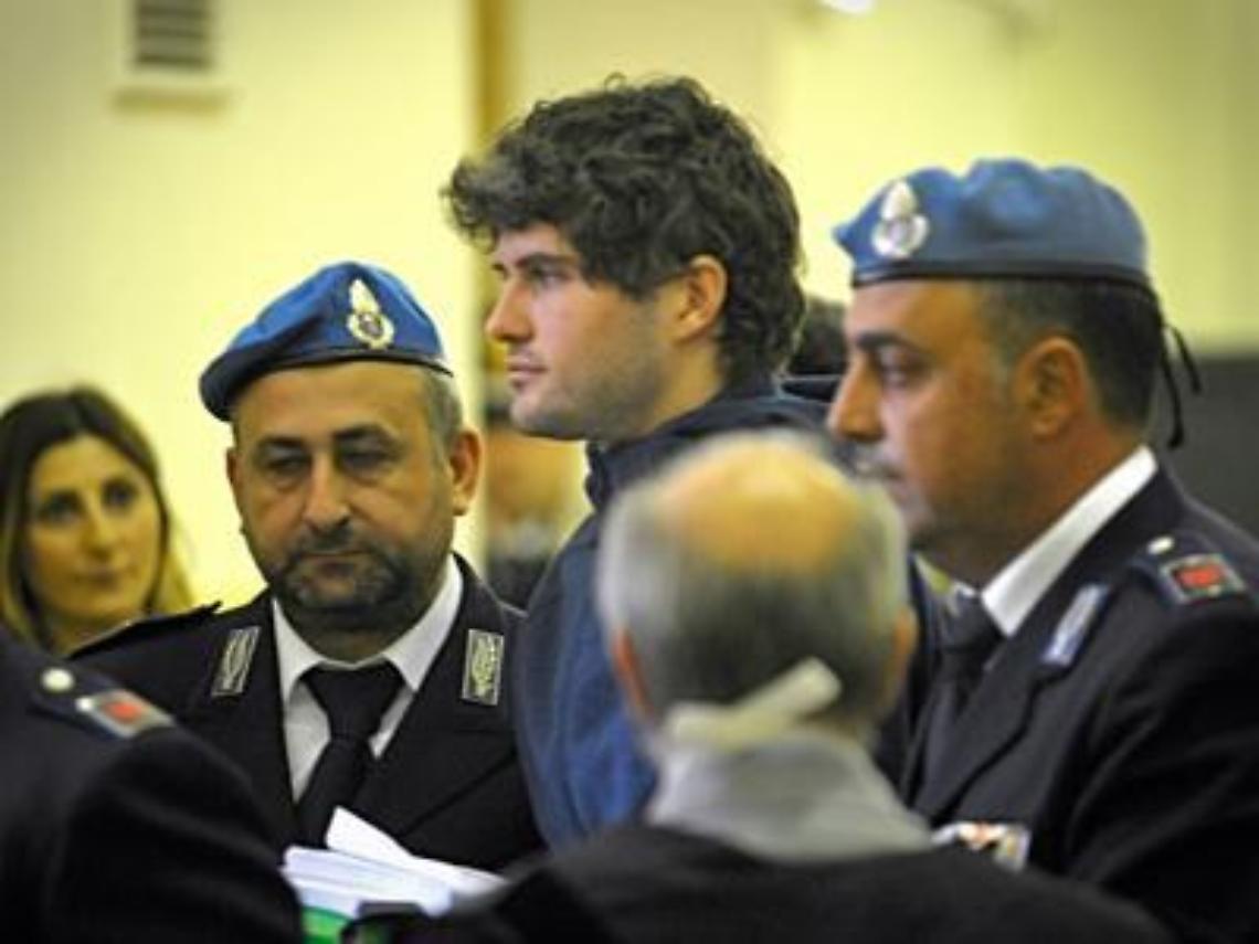 Coppia dell'acido: Boettcher condannato a 23 anni di carcere