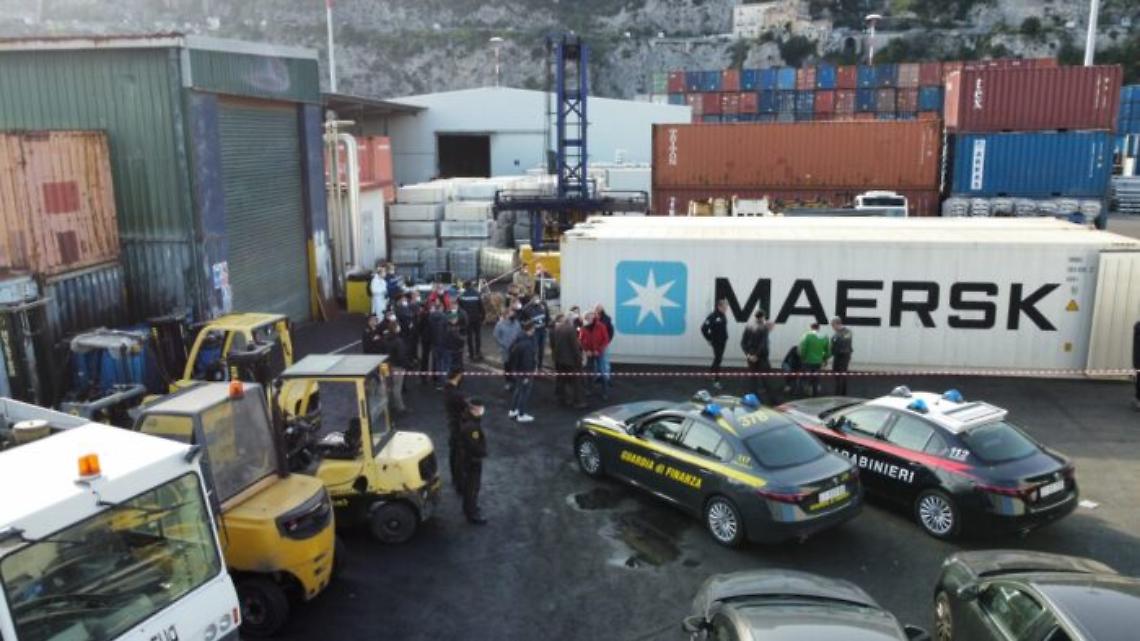 Maxi-sequestro di cocaina nel Porto: 219 chili