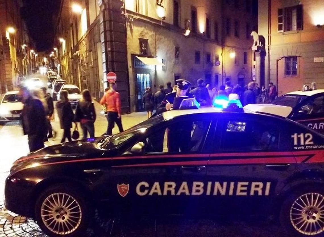 In tre contromano investono carabinere, il più grande ha 15 anni
