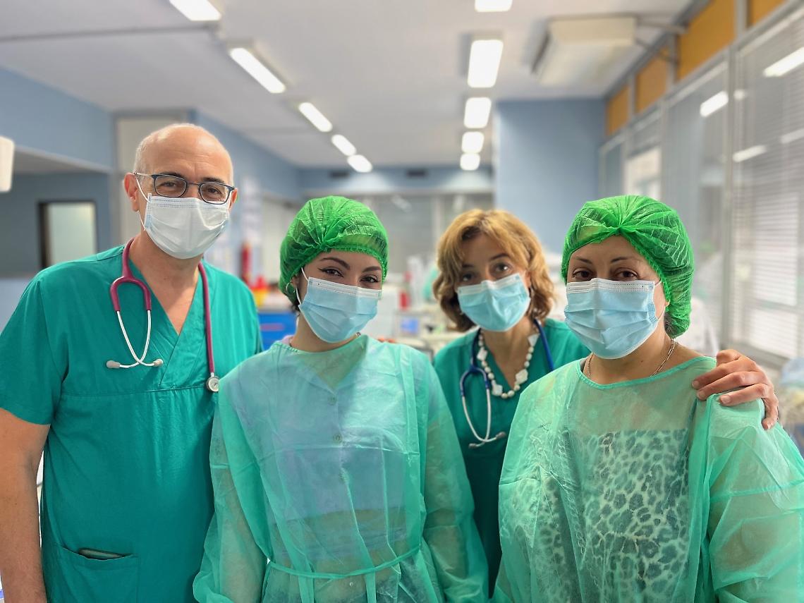 Salvata in incubatrice al Cardarelli, 19 anni dopo torna a salutare i medici