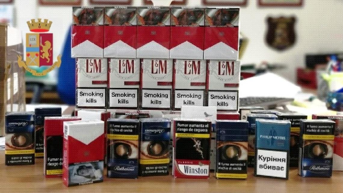 Oltre 10 chili di sigarette di contrabbando, arrestato