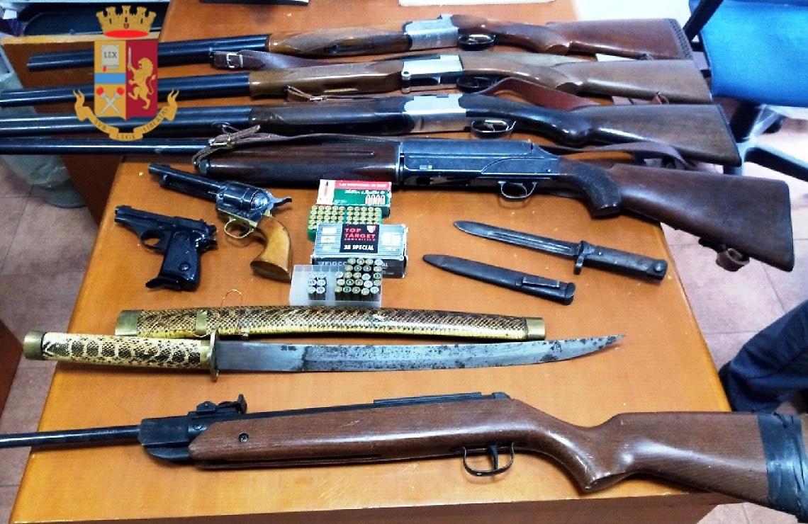 Armi in casa, denunciato 76enne a Torre del Greco