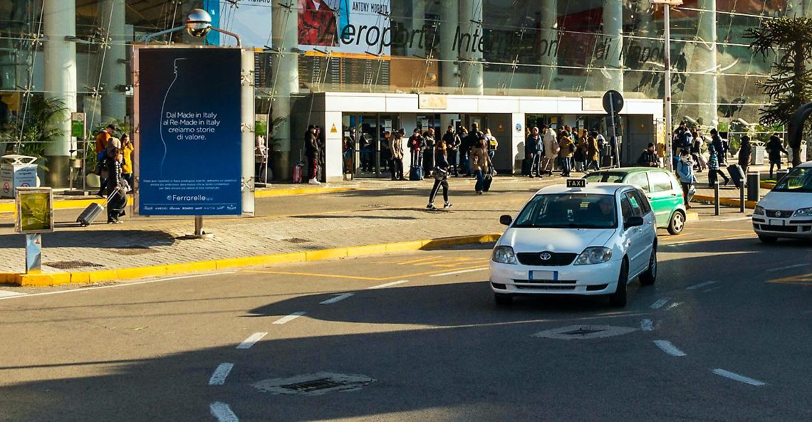 Cento euro per una corsa in taxi di appena sette chilometri