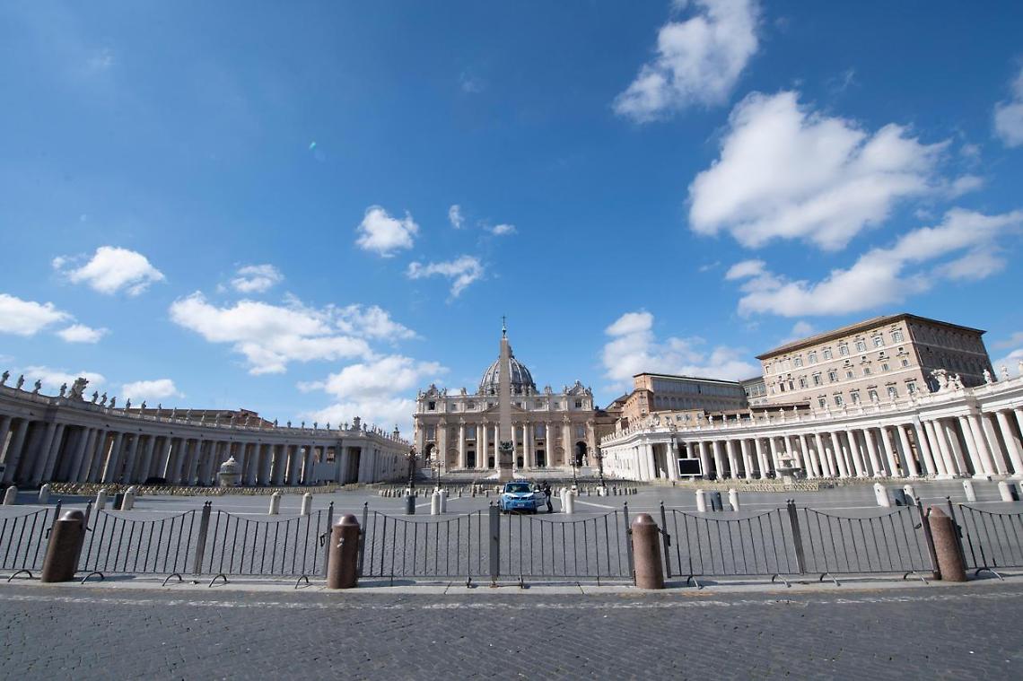 Vaticano, ecco la verità nascosta di monsignor Perlasca sul cardinale Becciu