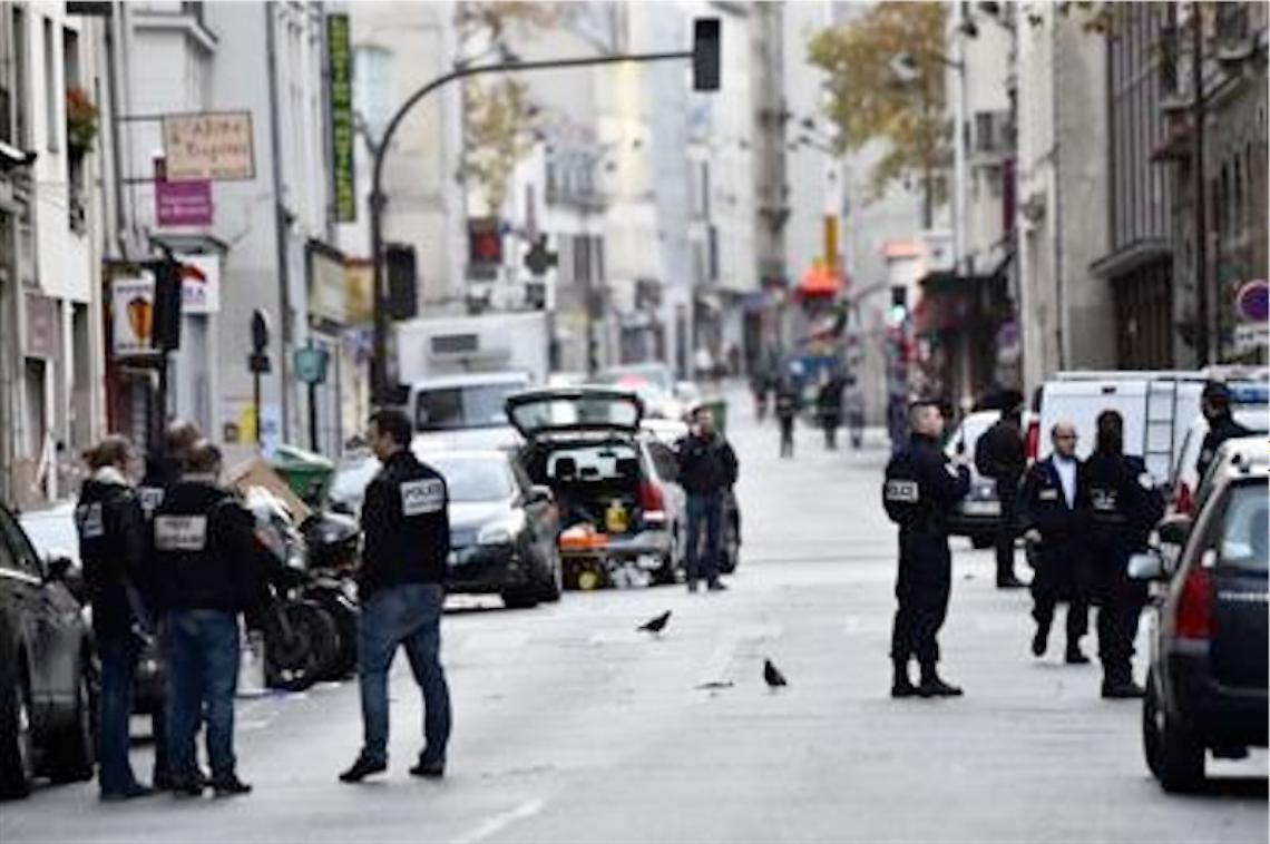 Il portavoce dell'Isis dietro le stragi di Parigi