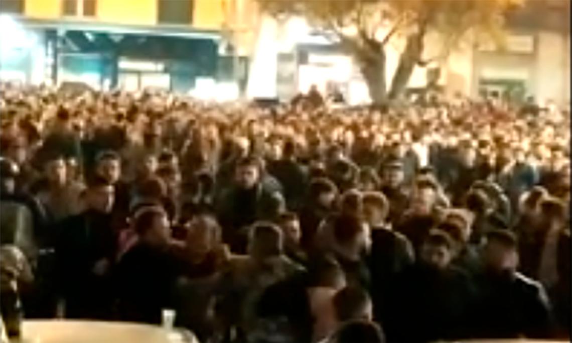 Maxirissa di Natale a Giugliano, denunciati otto giovani