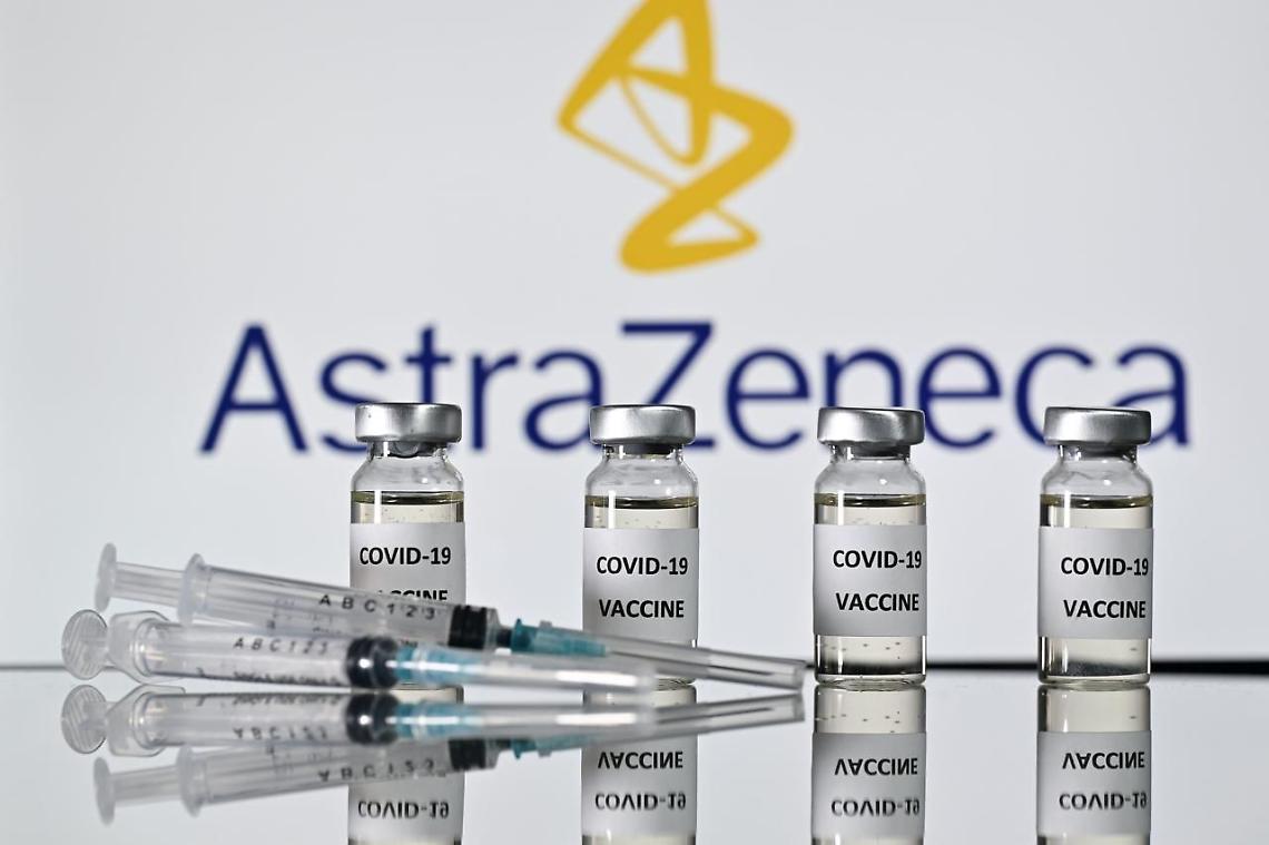 Vaccino AstraZeneca, Ema: «Per ok servono altri dati»