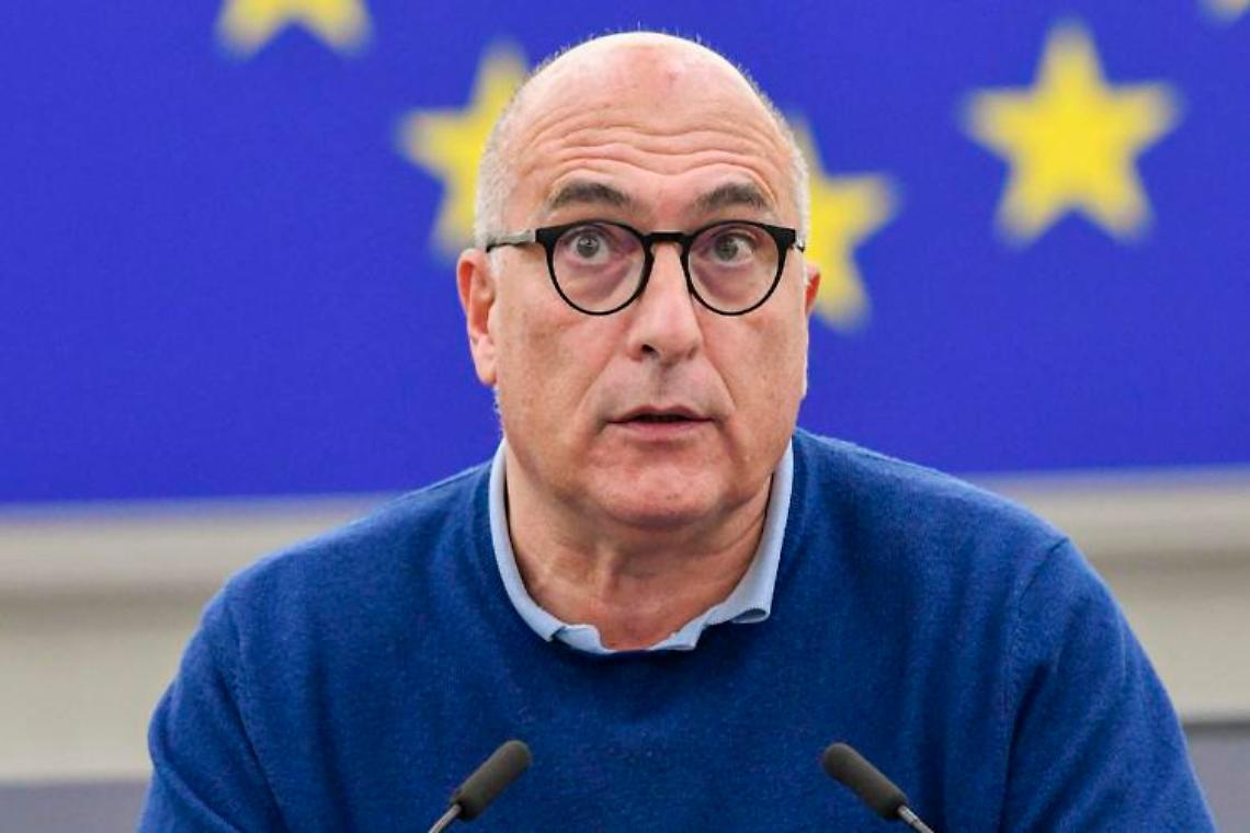 Qatargate, commissione Juri vota per revoca immunità Cozzolino e Tarabella