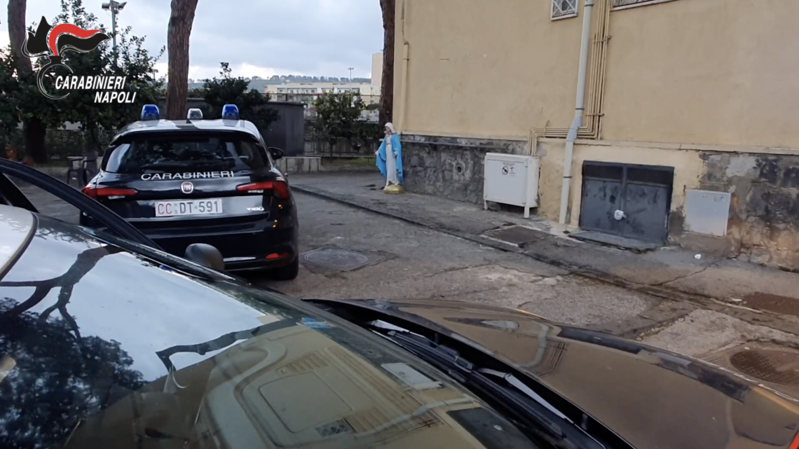 Camorra: 500 euro ai Troncone per vendere i gadget dello scudetto 