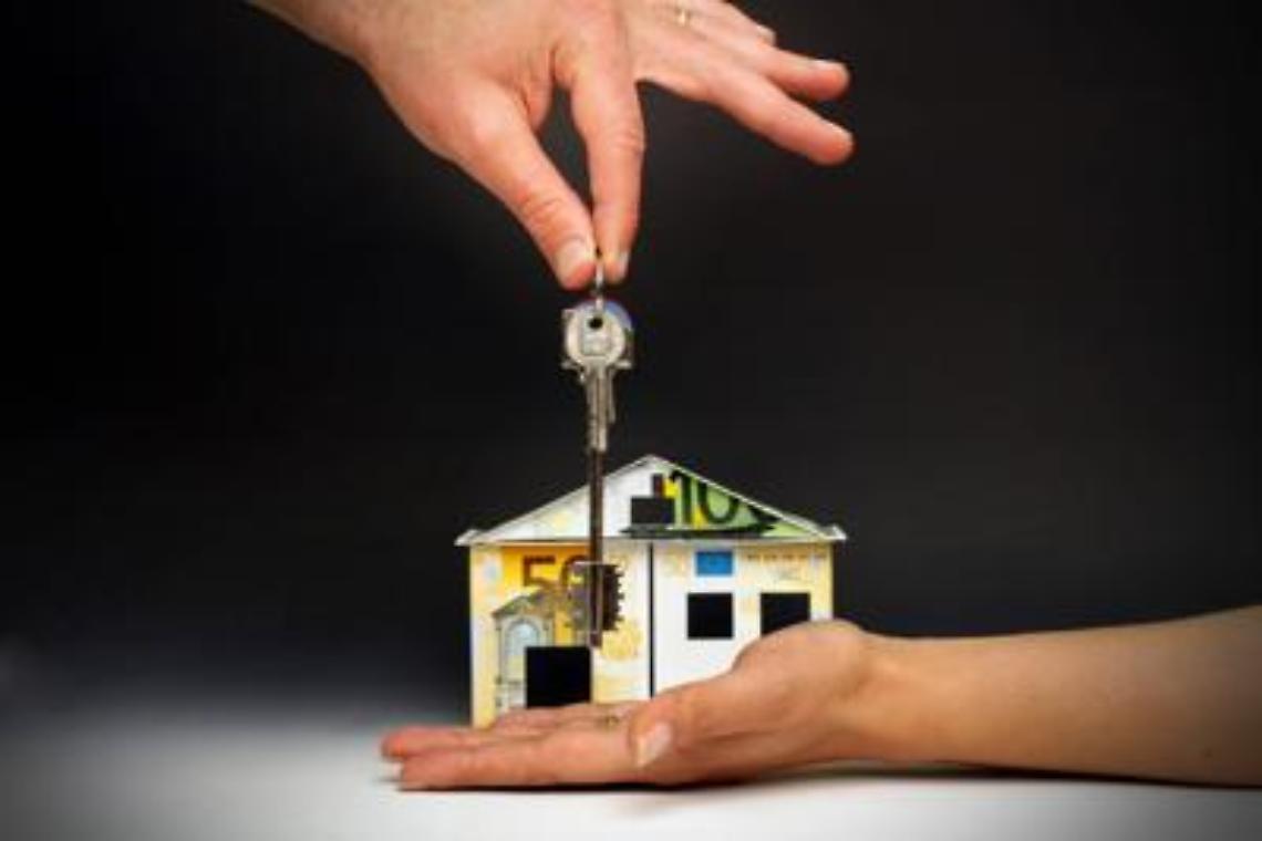 Bonus per i mobili alle giovani coppie che comprano casa