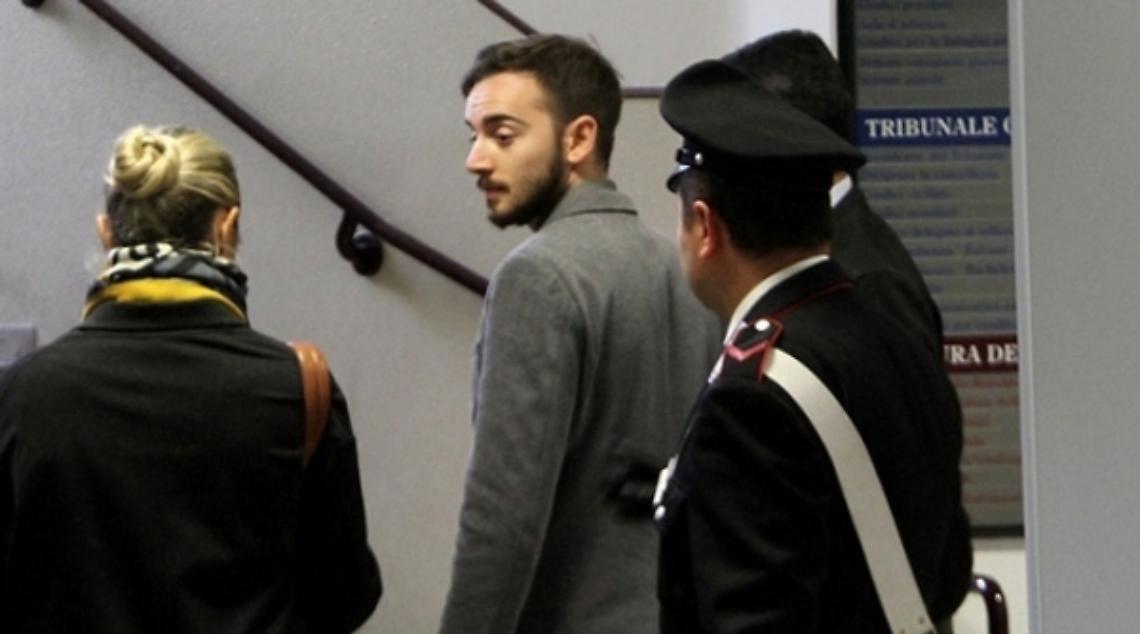 Ruotolo ammette: ho inviato io i messaggi a Teresa