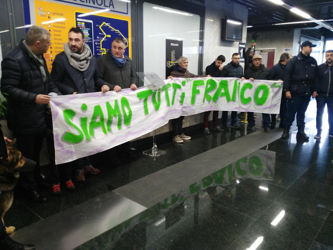 Vigilante massacrato, a Piscinola il corteo per Franco Della Corte VIDEO-FOTO