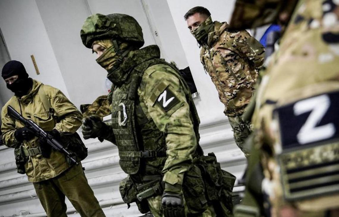 Casa Bianca: «Americani lascino subito Russia». Putin mobilita altri 147mila soldati