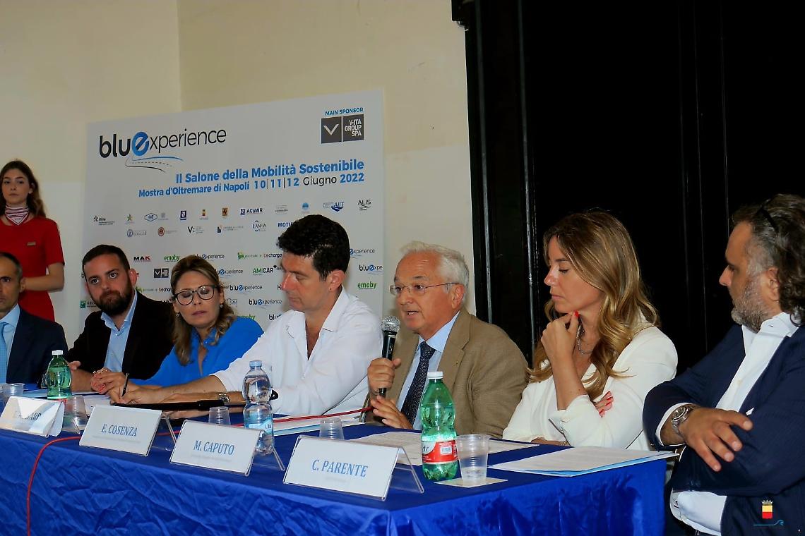 Mobilità sostenibile, a Napoli il salone Bluexperience